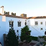 Отель Castelo De 4*
