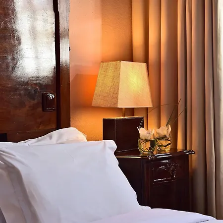 ポサーダ カステロ デ 4*