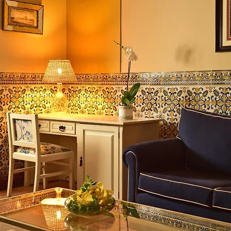 卡斯特洛奥比多斯酒店