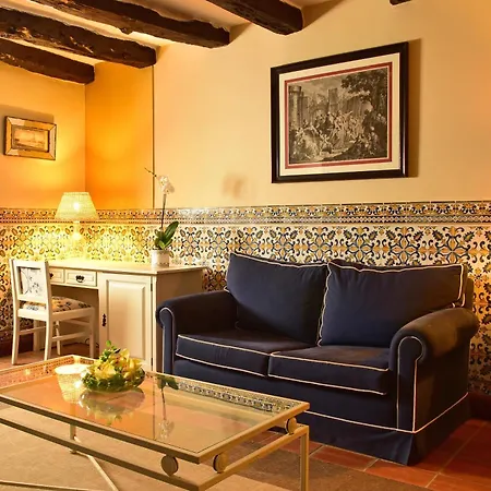 卡斯特洛奥比多斯酒店 4*