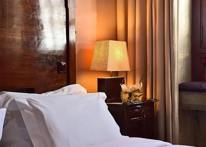 卡斯特洛奥比多斯酒店 4*