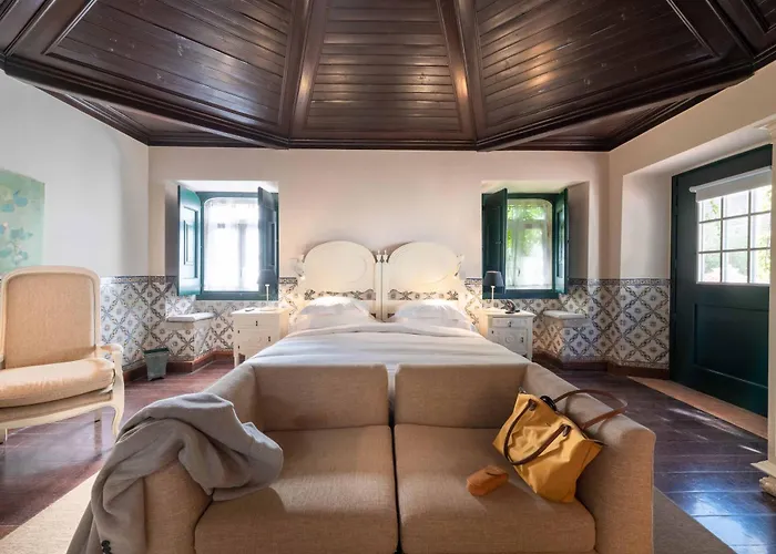 卡斯特洛奥比多斯酒店